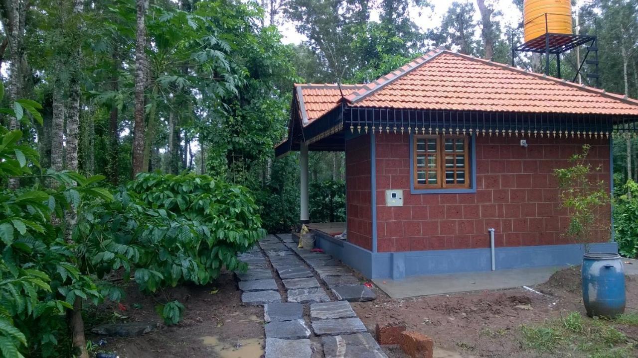 Rai Cottage @ Coorg ,Suntikoppa ภายนอก รูปภาพ
