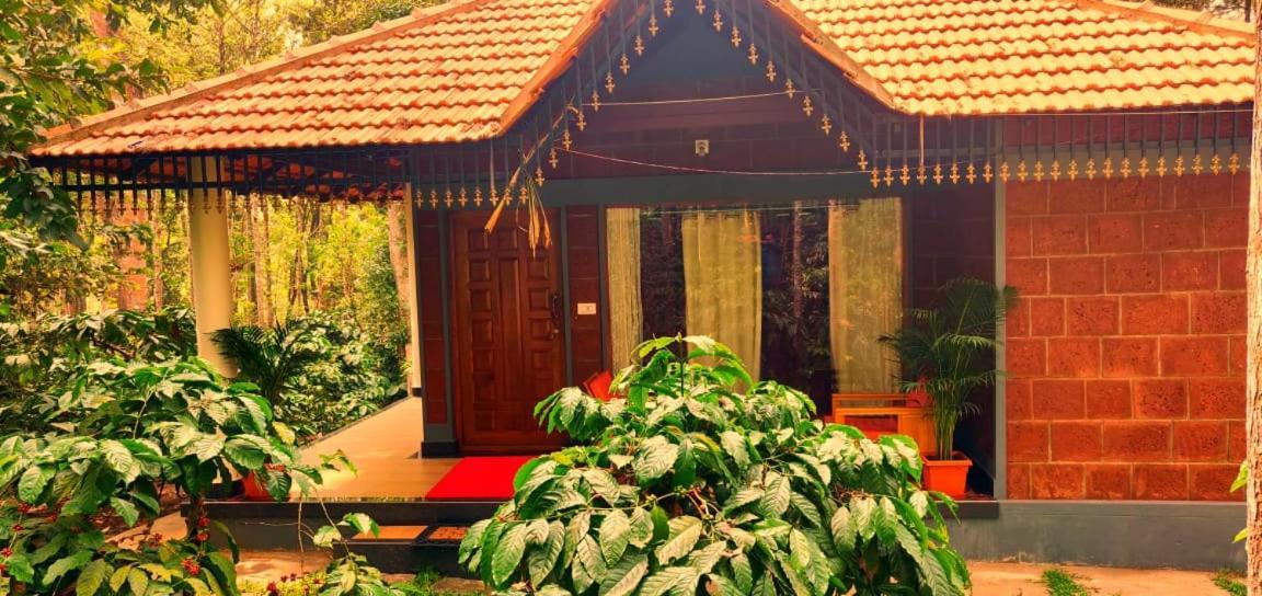 Rai Cottage @ Coorg ,Suntikoppa ภายนอก รูปภาพ