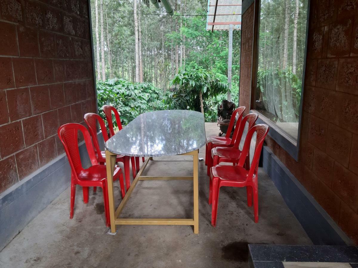 Rai Cottage @ Coorg ,Suntikoppa ภายนอก รูปภาพ